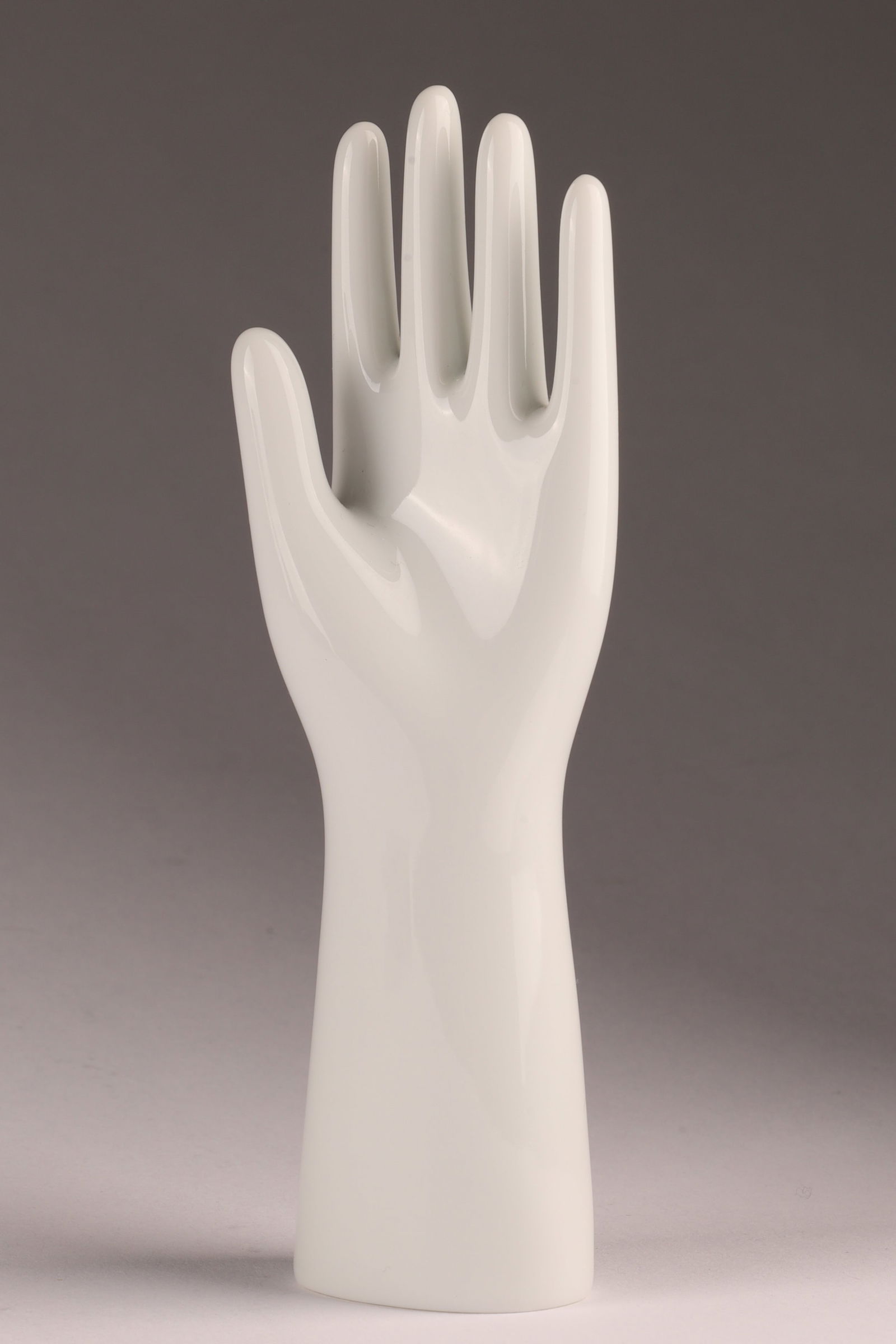 Gio Ponti for Ginori 1735 Left Hand Object, Glazed Porcelain, Italy (1 of 7)