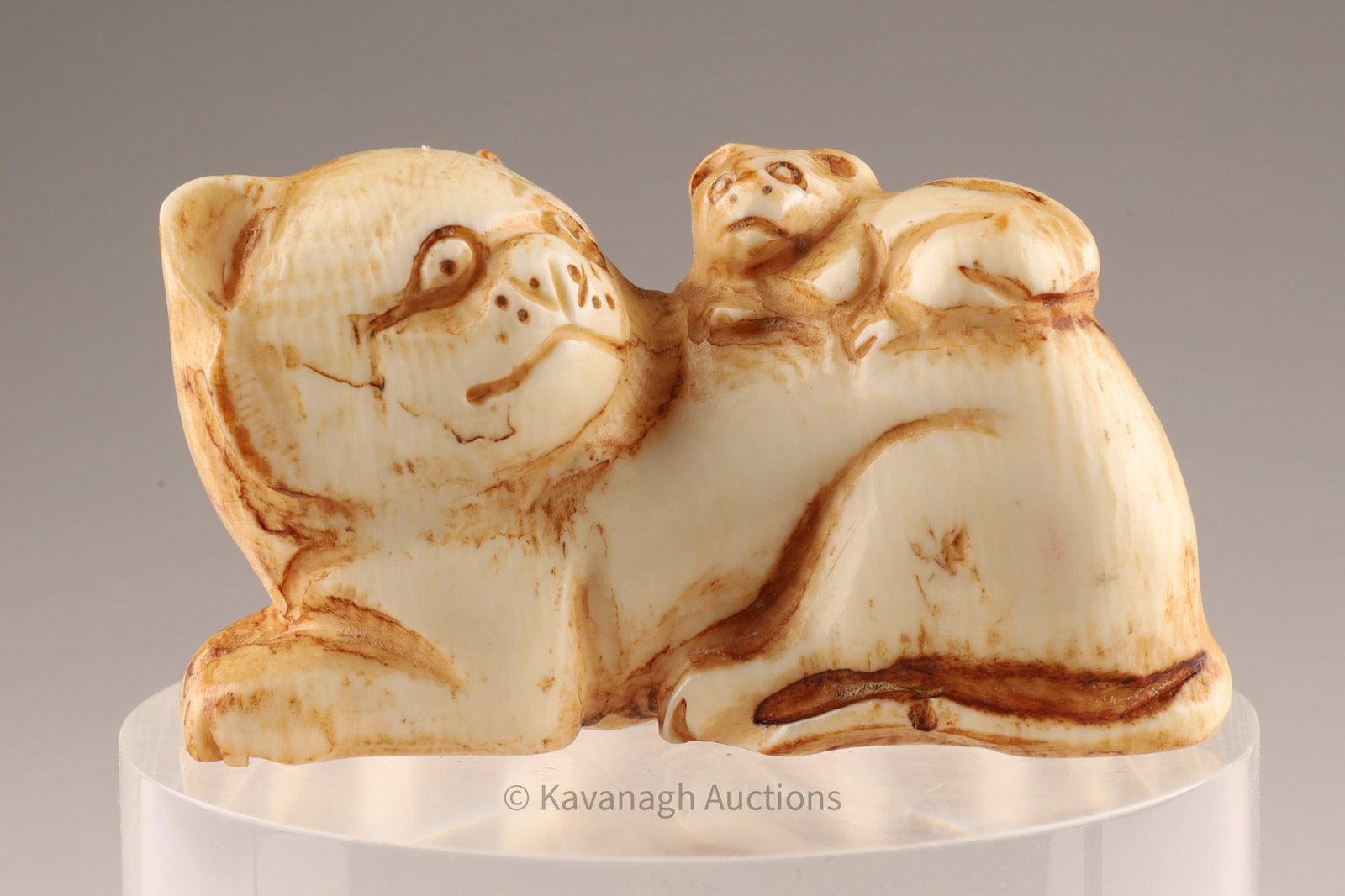 Antique Japanese Netsuke Mother Cat and Kitten (1 of 6)