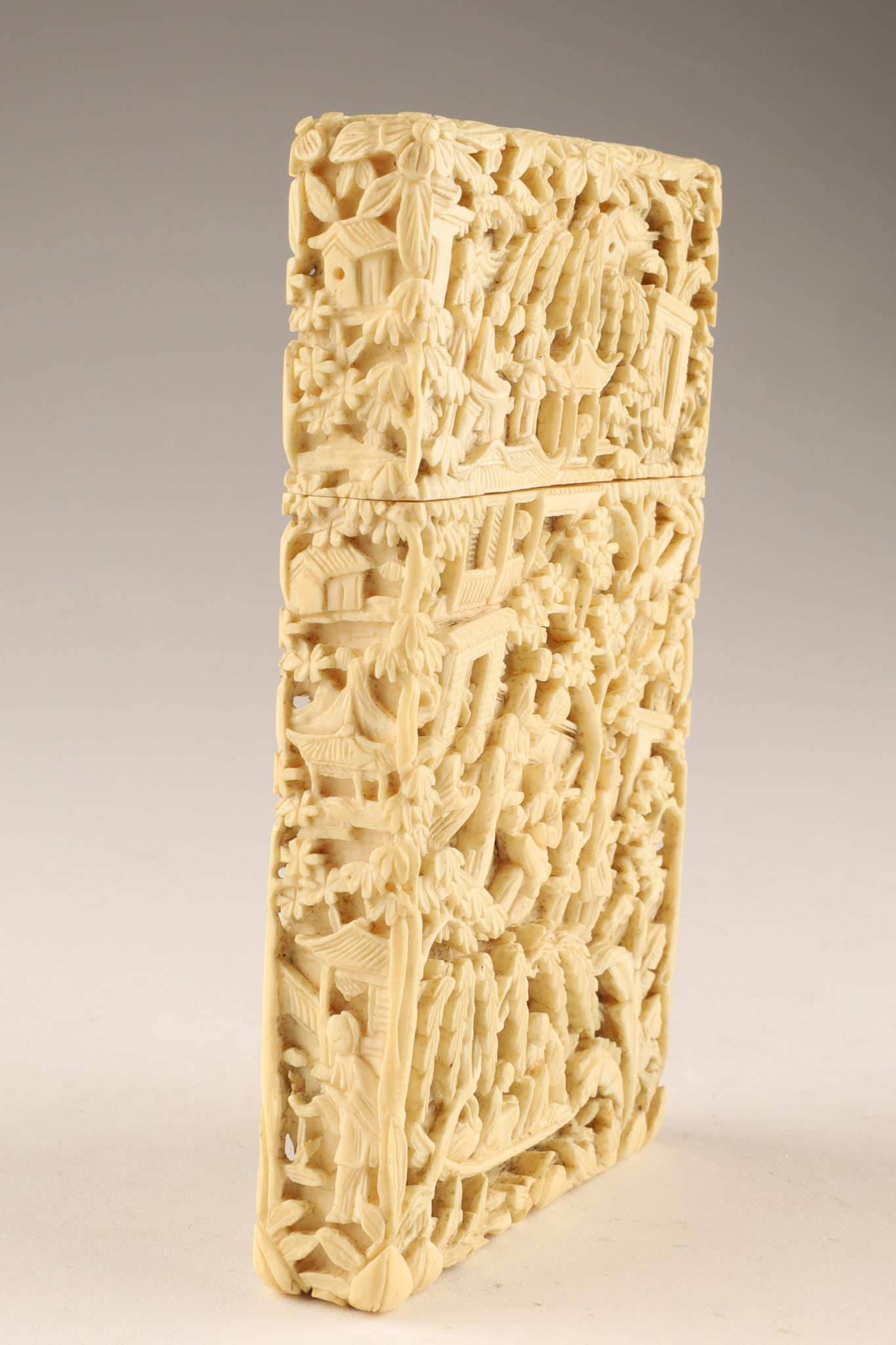 Antique Chinese Intricately Carved Card Case, Figural Landscape - 3