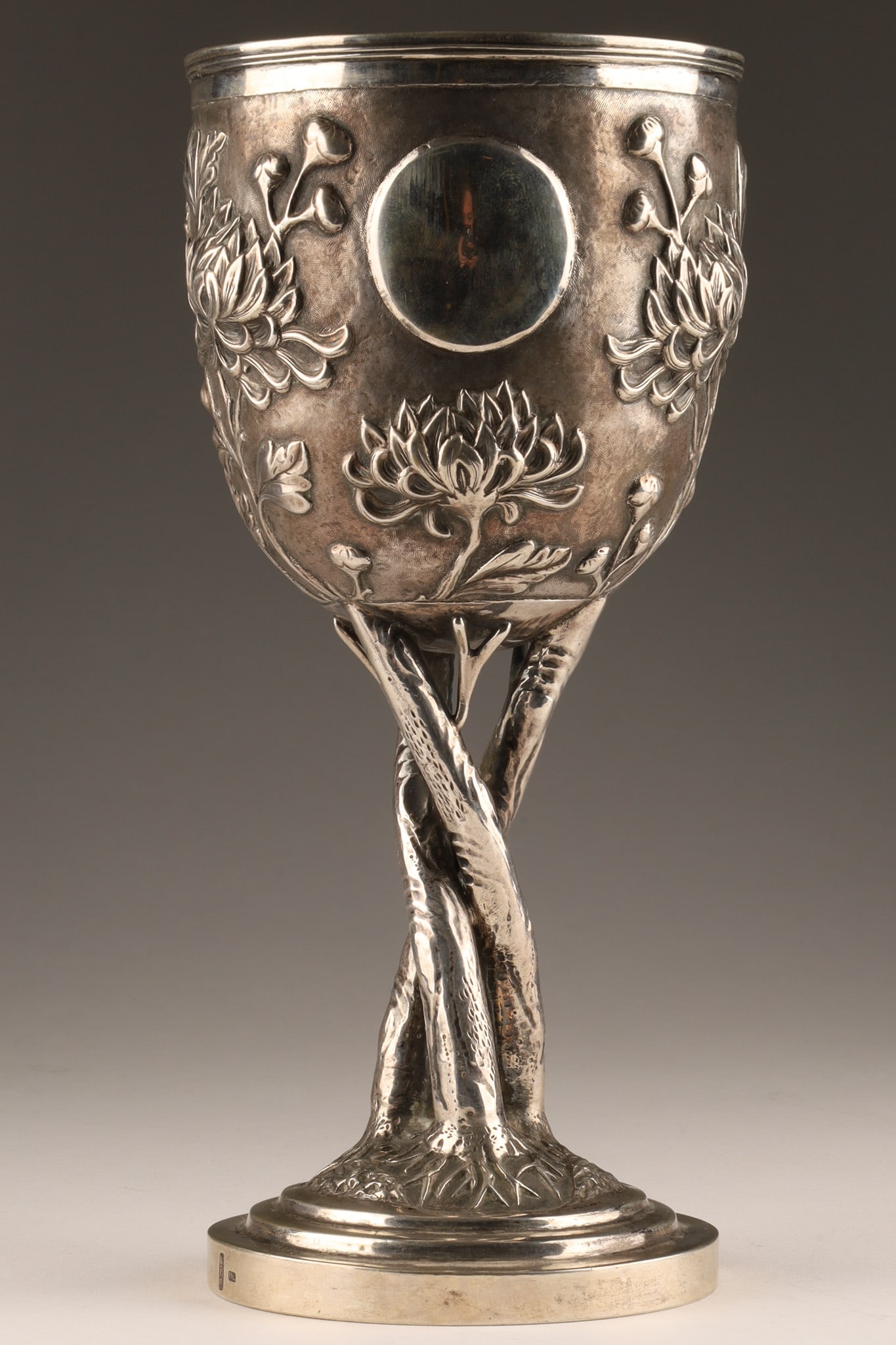 Antique Chinese Export Silver Repousse Goblet Floral Decoration (1 of 13)