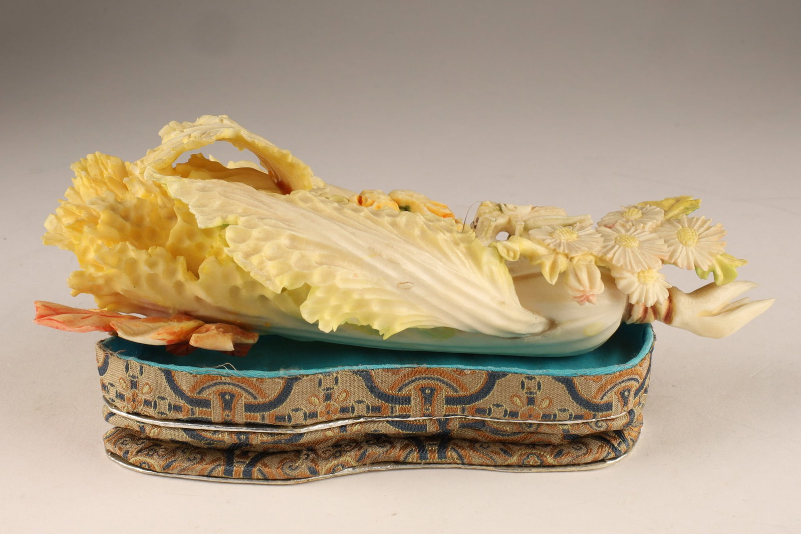 Chinese Carved Figural Cabbage Leaf with Cricket (1 of 12)