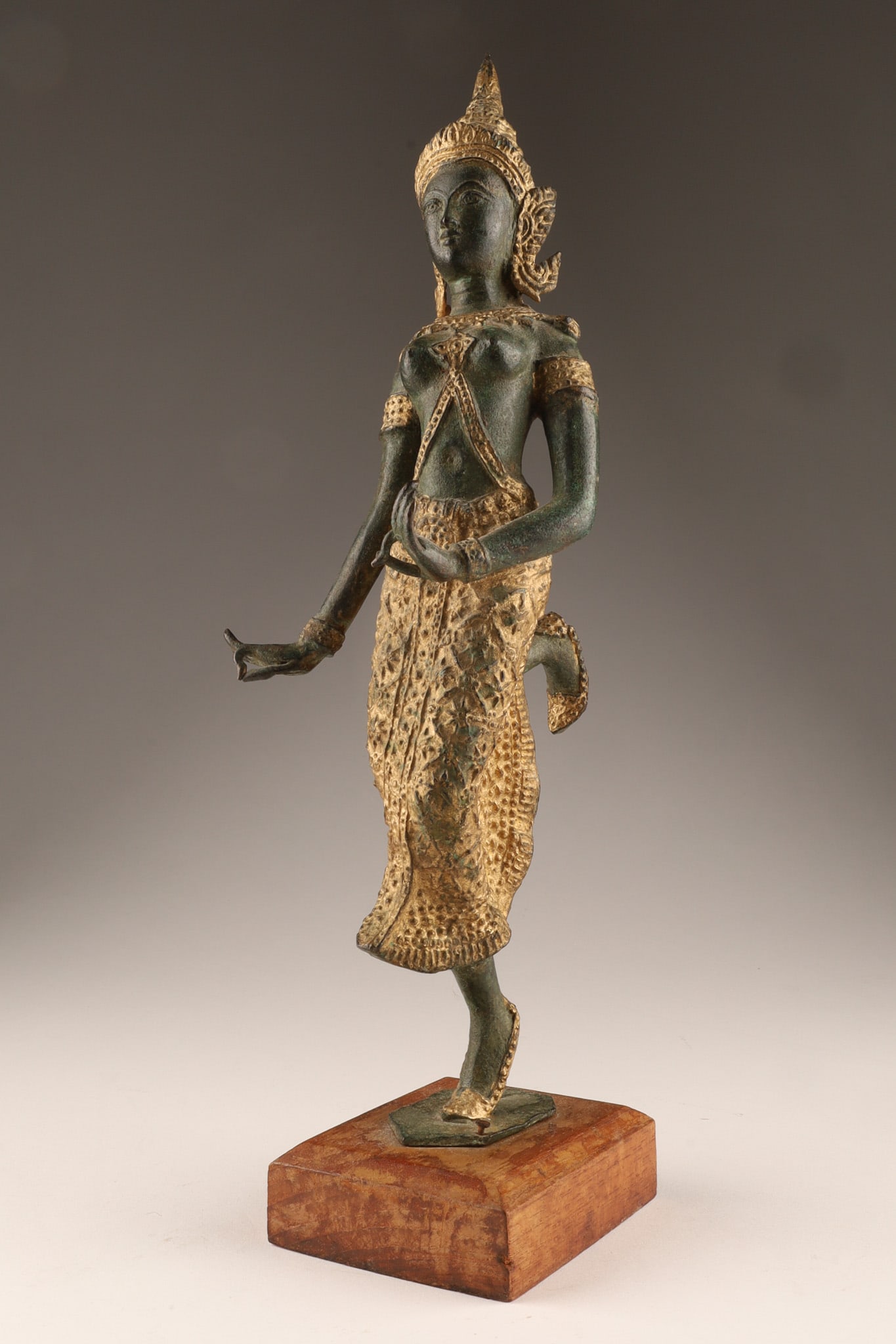Southeast Asian Bronze Thai Apsara/Khon Dancer Statue (1 of 10)