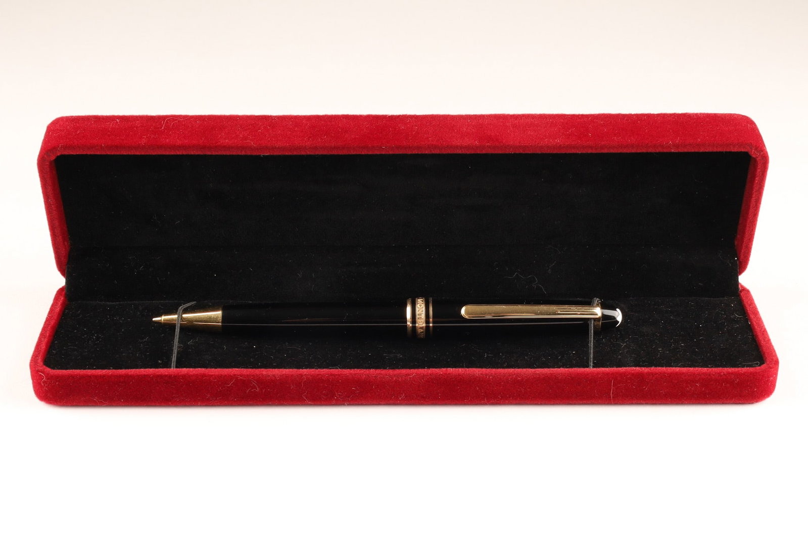 Montblanc Meisterstuck Classique Mechanical Pencil (1 of 8)
