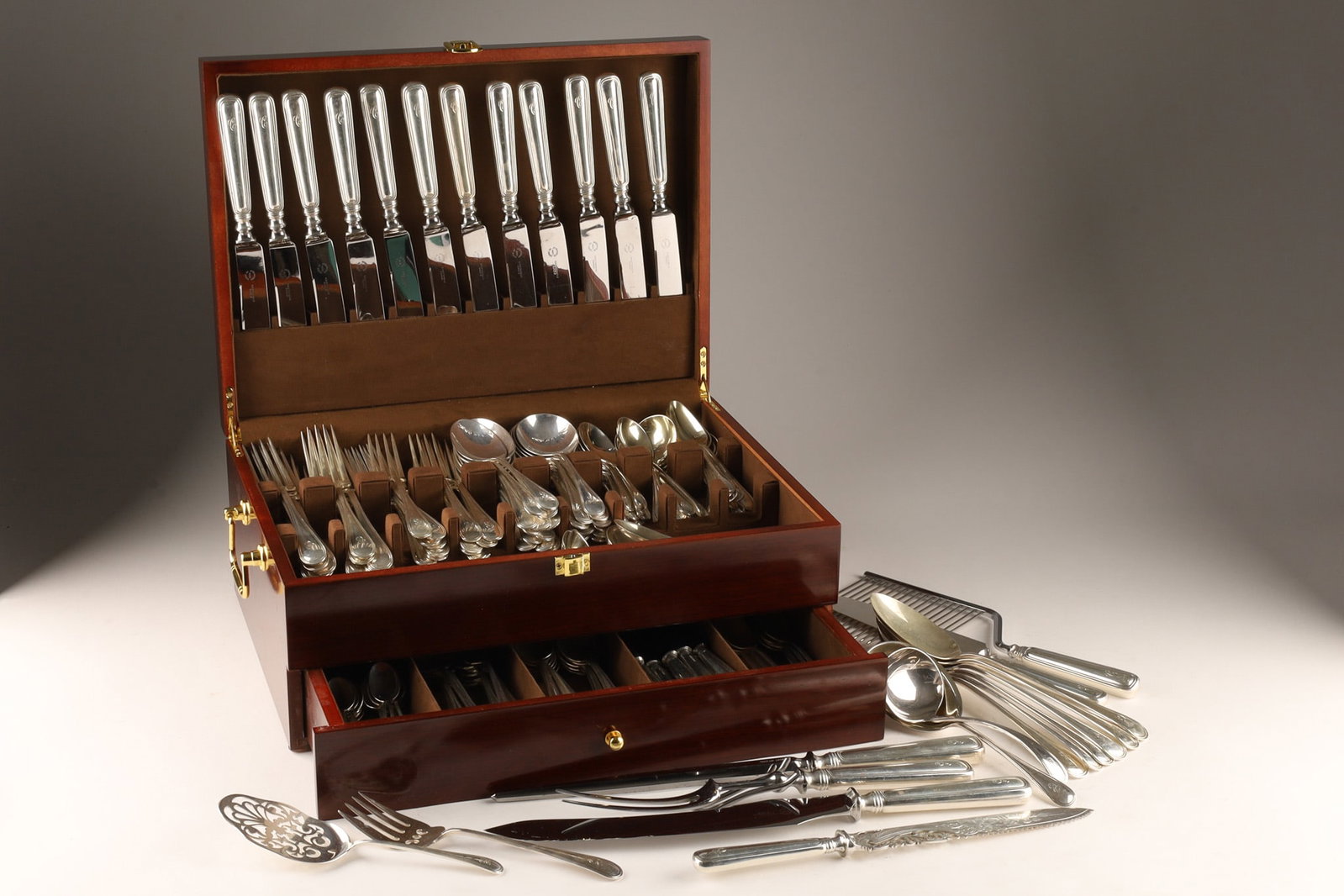 Comprehensive Birks Saxon Sterling Silver Flatware Service, 160 plus Pieces: A highly comprehensive sterling silver flatware service by Canada's premier silversmith, Henry Birks and Sons, executed in the Saxon pattern. Known for its elegant, understated lines and classic profi