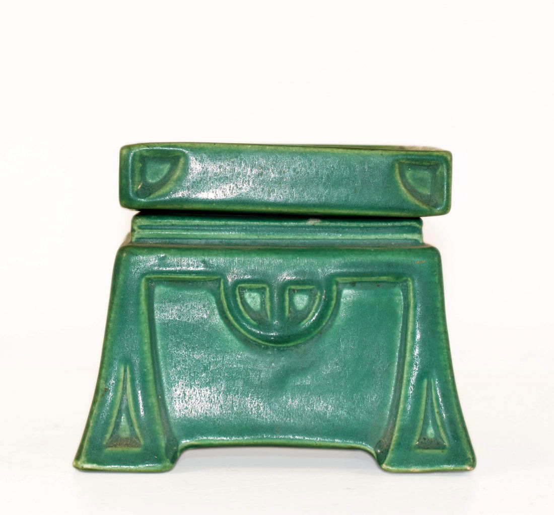 Roseville Arts & Crafts Pottery (Early 20th Century) (1 of 3)