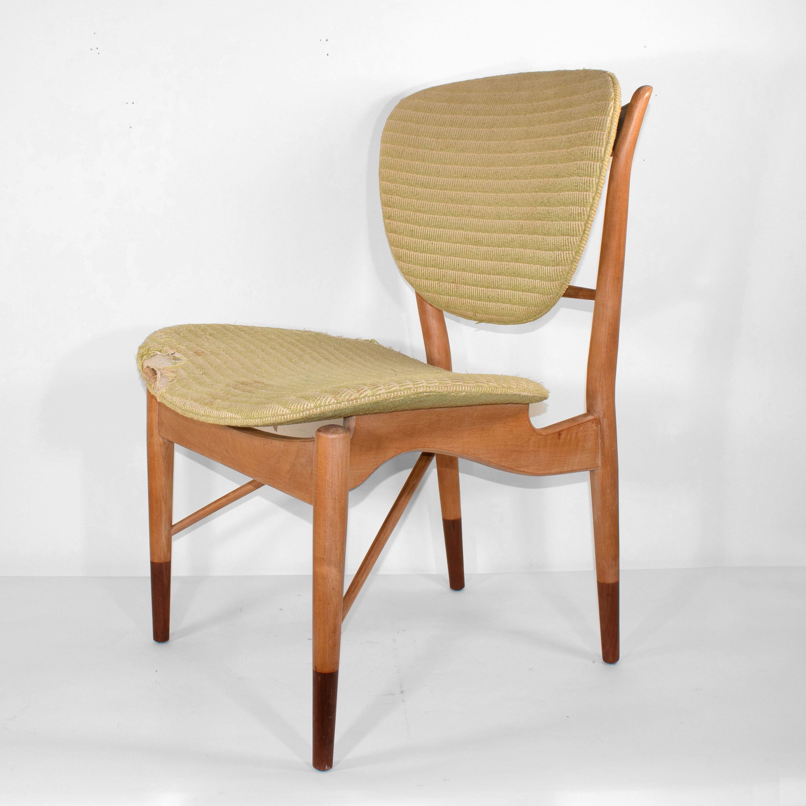 Finn Juhl Exceptionally Rare 402 Chair  (1948) (1 of 6)