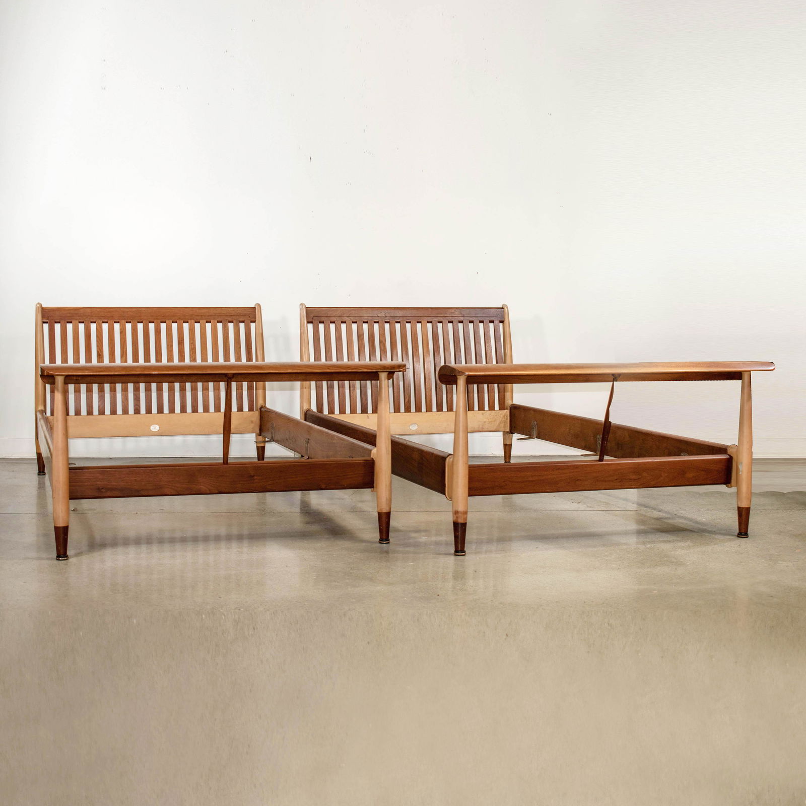 Finn Juhl Exceptionally Rare 626 Daybeds (1948) (1 of 10)