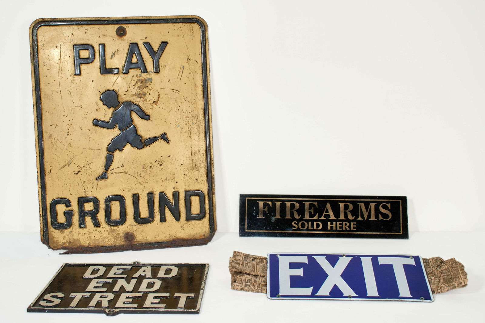 Vintage Signs (20th Century) (1 of 1)