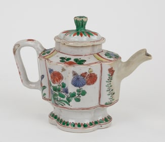 Qing Dynasty Famille Rose Teapot