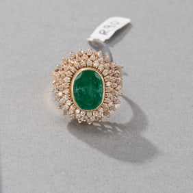 14k Yellow Gold Emerald and Diamond Ring