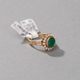 14k Yellow Gold and Emerald Ring