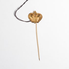 18k and 14k Crown Pin