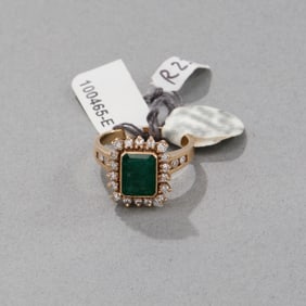 14k Yellow Gold Emerald and Diamond Ring