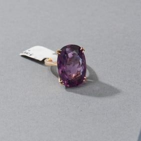14k Yellow Gold and Amethyst Ring
