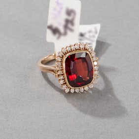 14k Yellow Gold Garnet and Diamond Ring