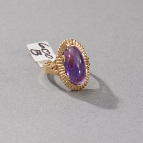 14k Yellow Gold and Magenta Stone Ring