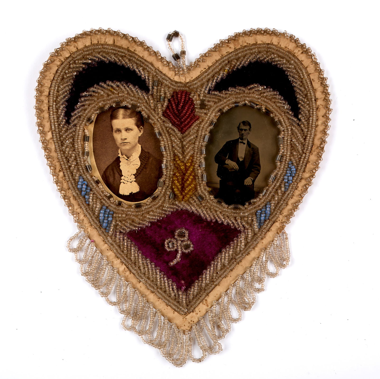 Iroquois Beadwork Double Frame (19th Century) (1 of 3)