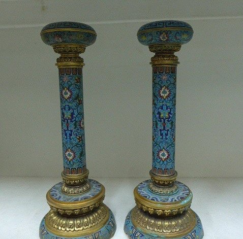Chinese antique one pair of cloisonne hat racks: Chinese antique one pair of cloisonne hat racks. Measure: 14 5/8 " Height, 5 1/2" Diameter