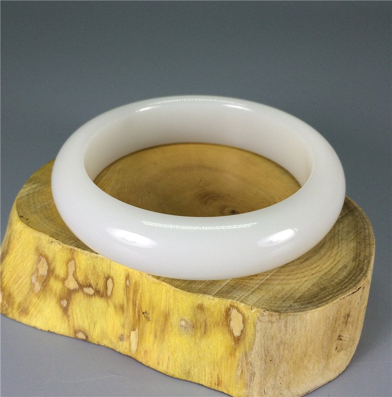 Chinese suet white jade bracelet, Measure(mm), Diameter (1 of 4)