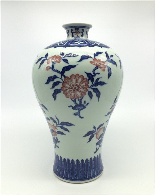 Qing Dynasty "QianLong"  blue underglaze red porcelain (1 of 10)