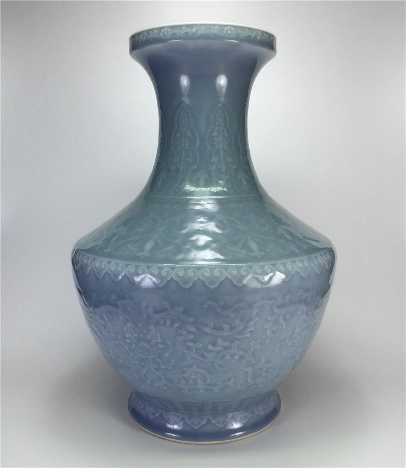 Qing Dynasty "QianLong" Light blue glaze carving porcel (1 of 6)