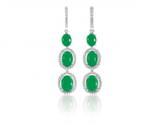 A PAIR OF JADEITE AND DIAMOND EARRINGS, 天然
