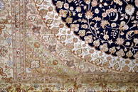 A BEAUTIFUL CHINESE QUM ORIENTAL RUG IN BLUE, CREAM,