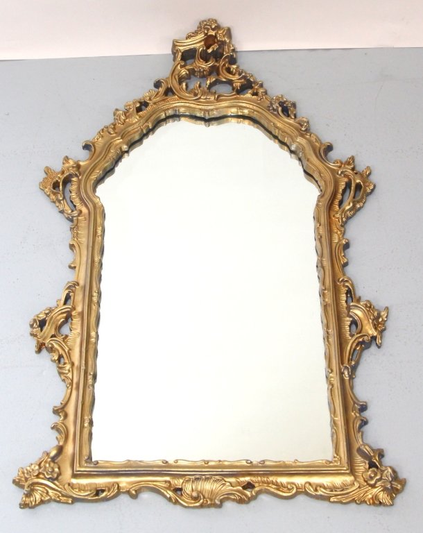 ITALIAN ANTIQUE GILT MIRROR: 47"H X 29"W X 3"D