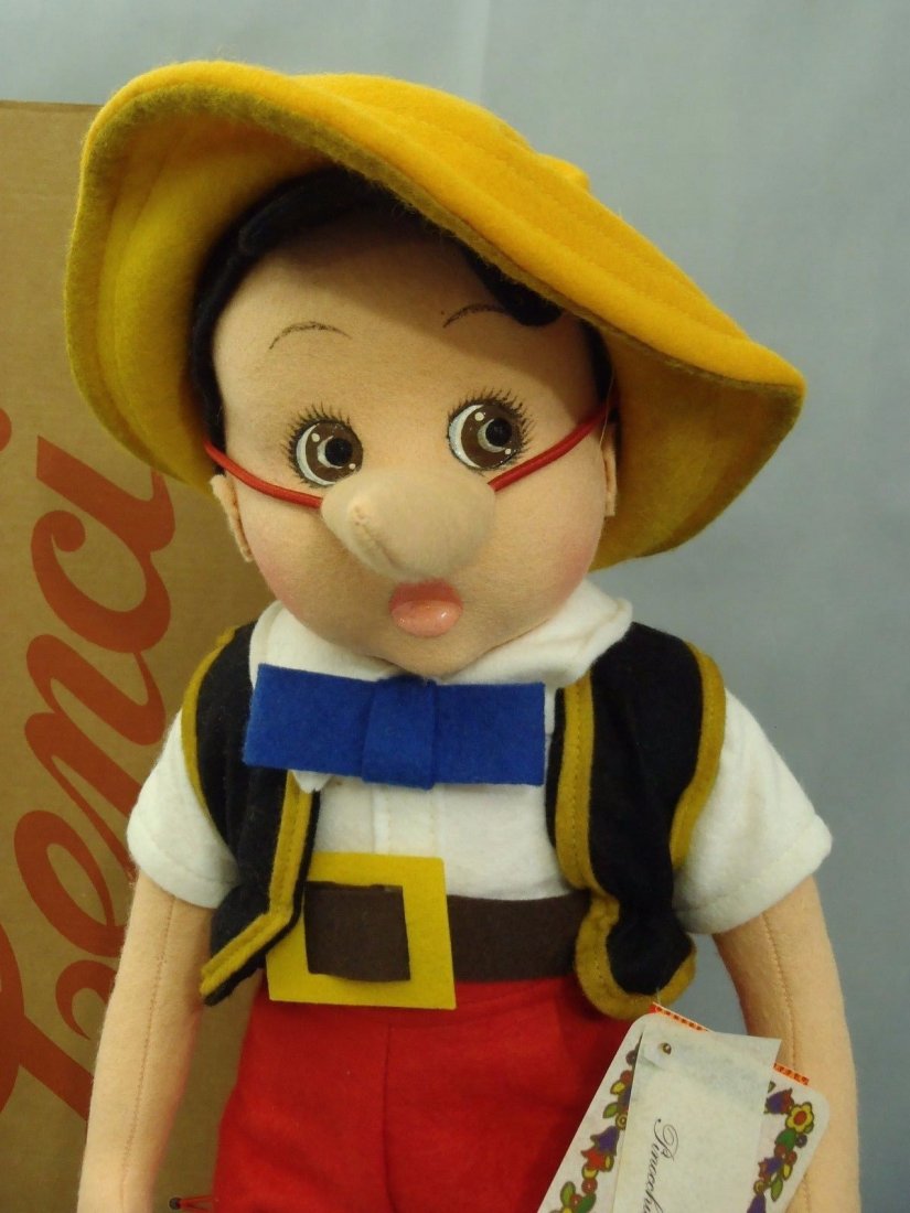 LIMITED EDITION LENCI COLLECTION DOLL PINOCCHIO (1 of 3)