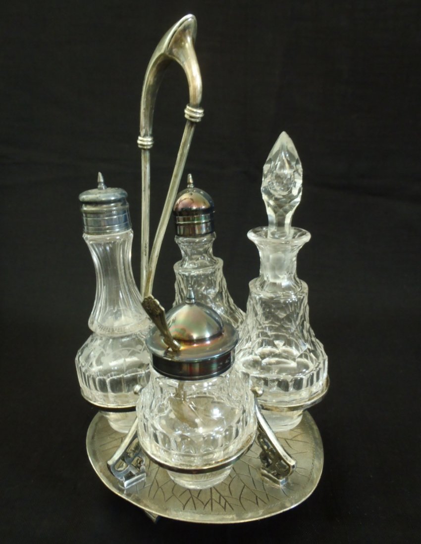 ELEGANT VICTORIAN ROGERS BRO SILVER & CRYSTAL CRUET SET