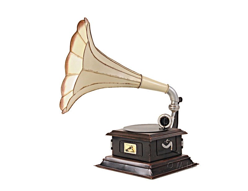 HAND MADE 1911 HMW GRAMOPHON MONARCH MODEL V REPLICA: HAND MADE 1911 HMW GRAMOPHON MONARCH MODEL V REPLICA **|**|** This is a beautiful antique 1911 HMV Gramophone Monarch Model V Horn. HMV stands for â€œHis Masters Voiceâ€, is a trademark in the 