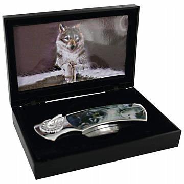 Maxam Decorative Lockback Knife: Maxam Decorative Lockback Knife **|**|** This unique knife is a prime display item for nature and outdoor enthusiasts. The wolf art on both the knife and the box will captivate and intrigue admirers.