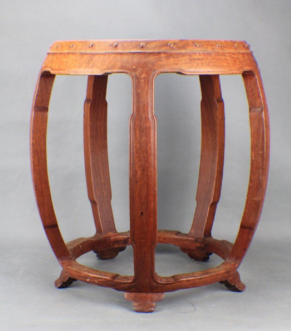 A SAKURAGI STOOL: A SAKURAGI STOOL FROM QING D:18", H: 18"