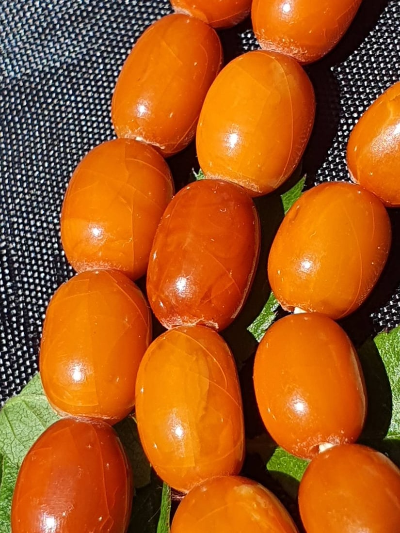 Natural BUTTERSCOTCH AMBER NECKLACE (1 of 6)