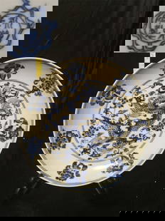 Ming Yongle Blue and White Dragon Plate W 22cm: Ming Yongle Blue and White Dragon Plate W 22cm PROVENANCE:Mr. John Smith is the chairman of a private collector, real estate agent, and equity securities investment company. His grandfather used to be