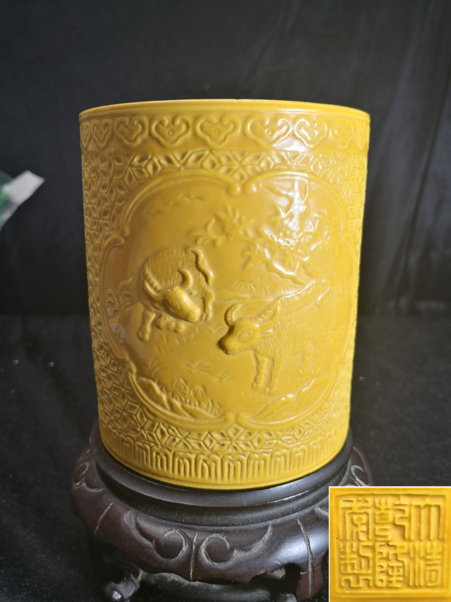 Qing dynasty Porcelain port (1 of 6)