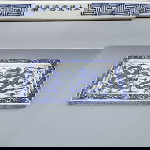 Ming Xuande hand painted blue and white double dragon pattern square plate: Ming Xuande hand painted blue and white double dragon pattern square plate Length 49.00CM Width 33.50CM Thickness 3.50CM