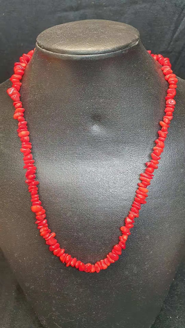 Coral Necklace (1 of 4)