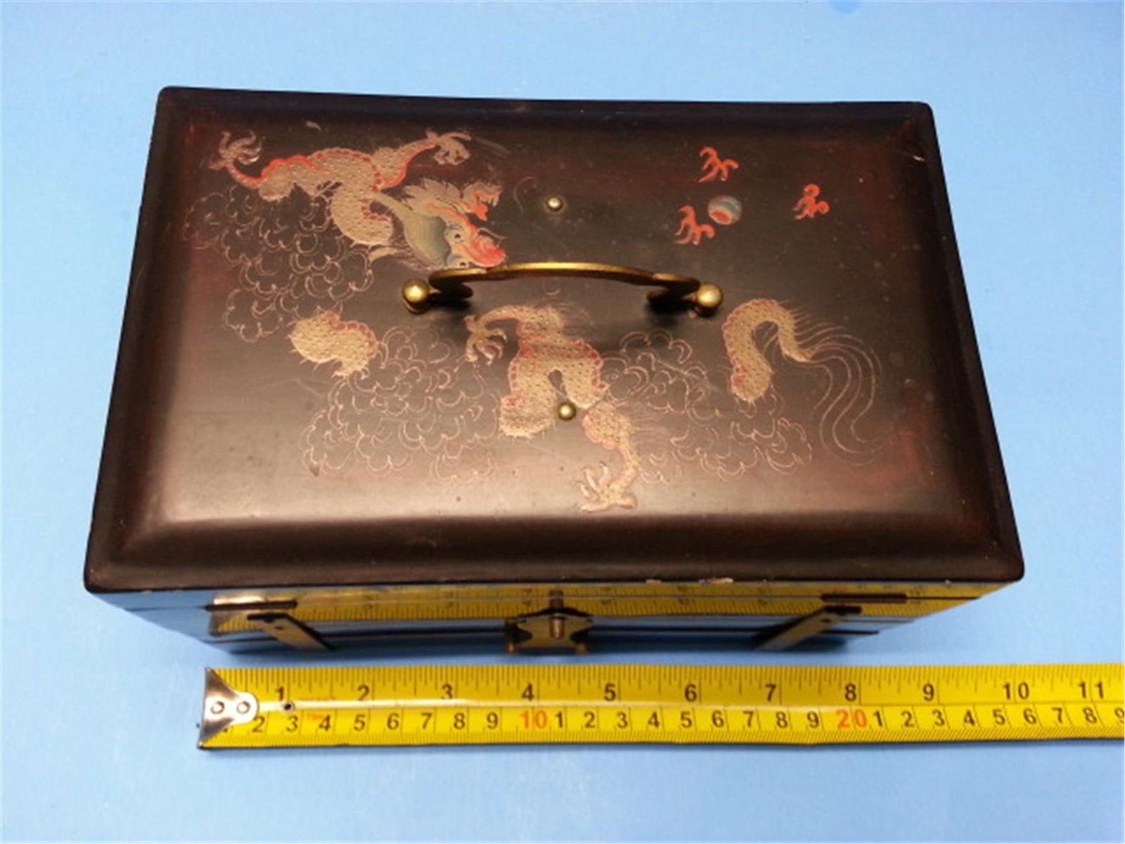 antique Lacquer Box fuzhuo (1 of 9)