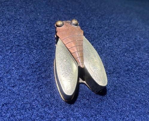 An Old Three-color Copper Bee Shaped Box, marked Rong Bao Zai: An Old Three-color Copper Bee Shaped Box, marked Rong Bao Zai, 3x1.5x0.8in