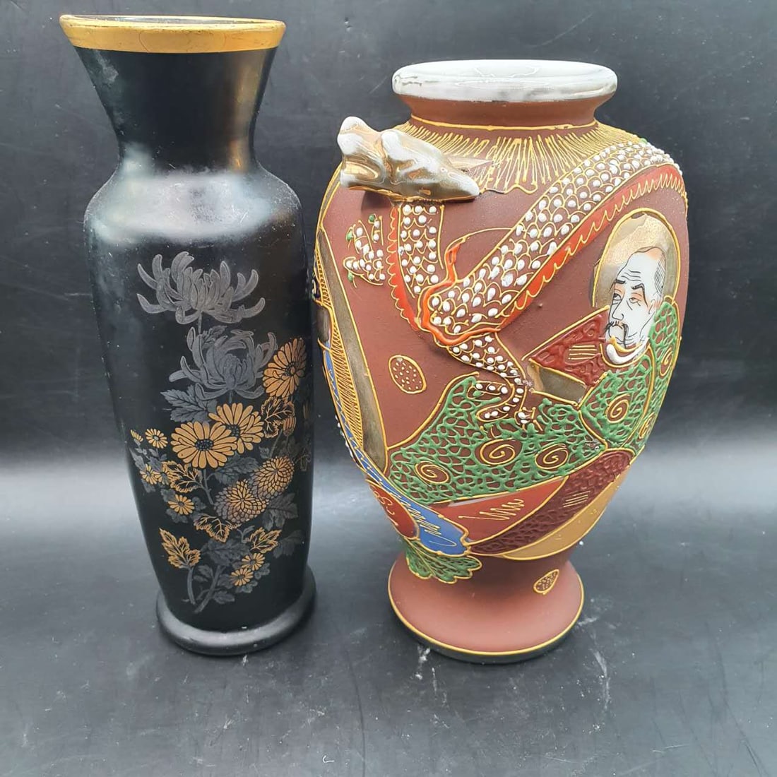two Japanese vase (1 of 3)