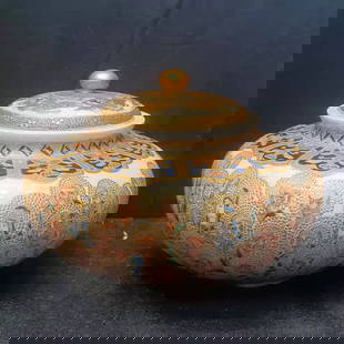 Fine Japanese Meiji Satsuma Bowl with Floral Decorations, Signed: Fine Japanese Meiji Satsuma Bowl with Floral Decorations, Signed