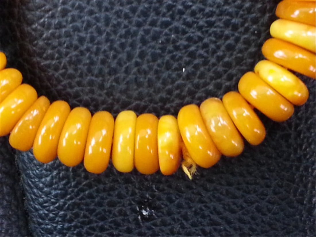 Beeswax bracelet: Beeswax bracelet
