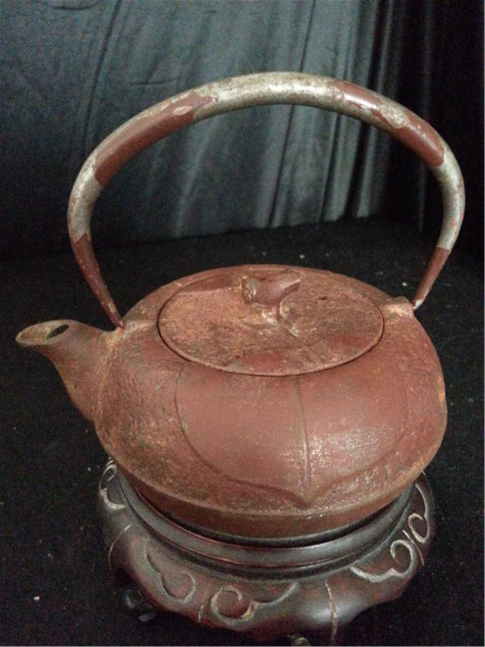 Antique Teaport (1 of 6)