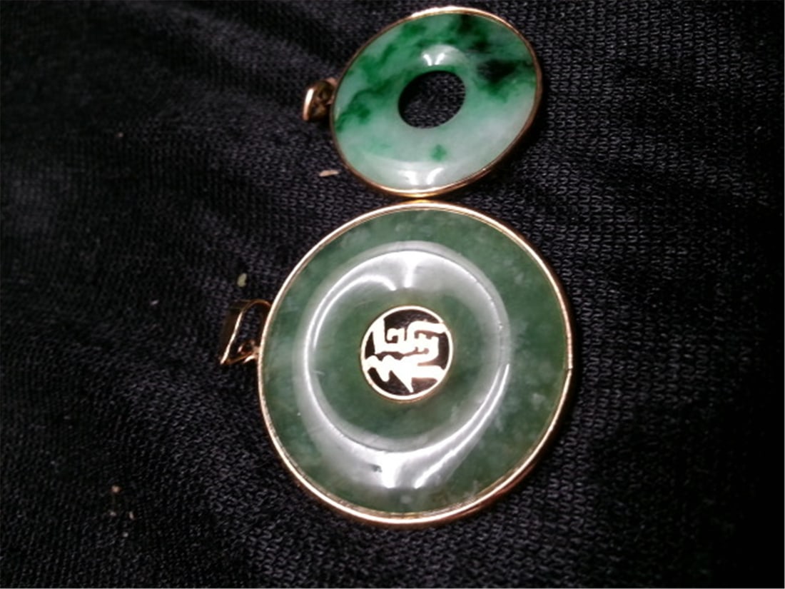 Antiqu Jade (1 of 4)