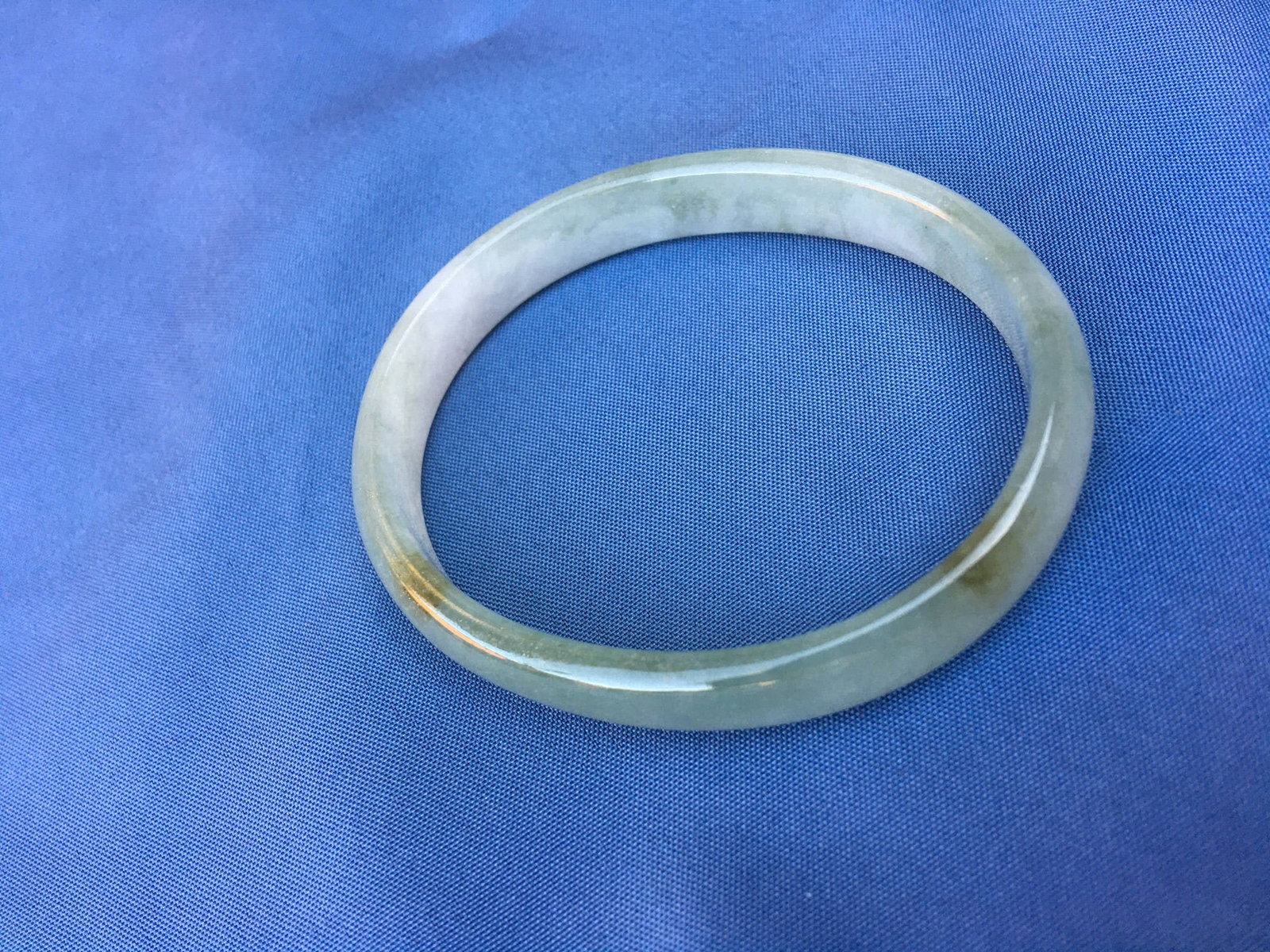 Natural Oval Jadeite Bracelet.: Natural Oval Jadeite Bracelet. Inside D 2x2.25”