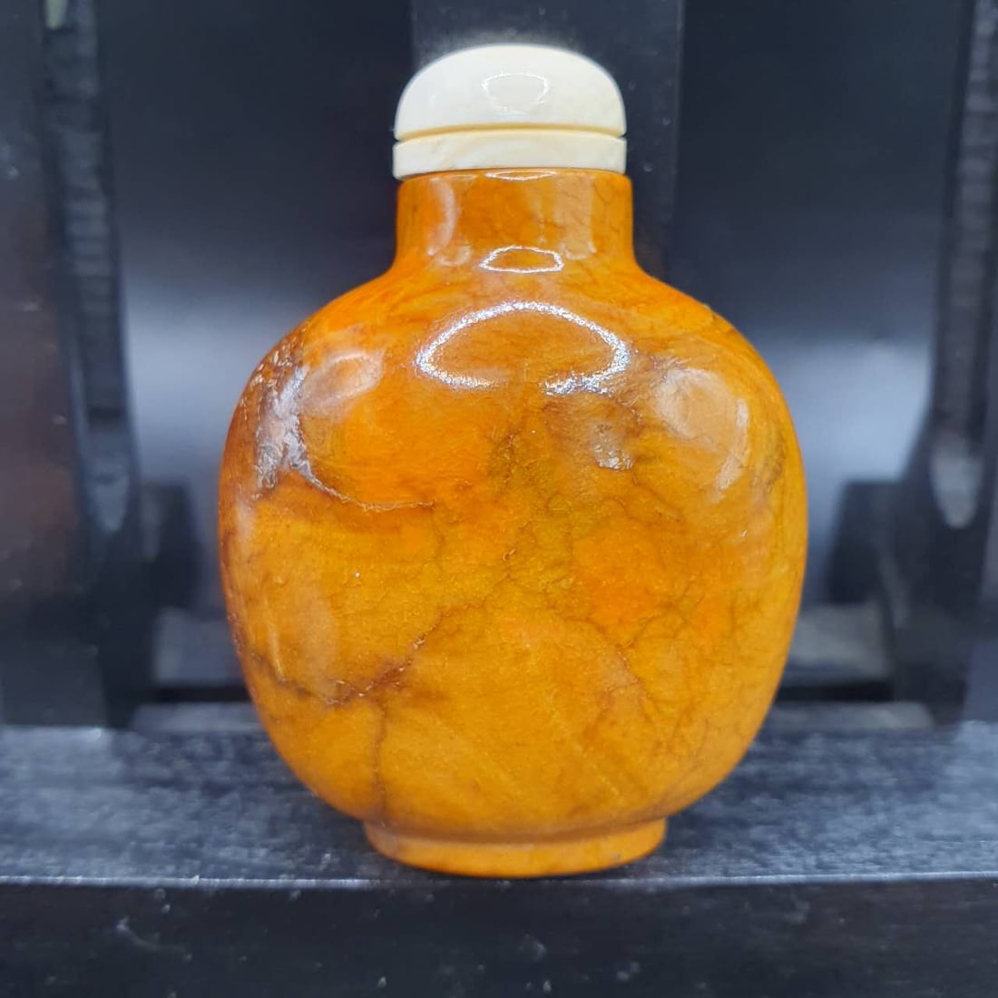 Snuff Bottle: Snuff Bottle