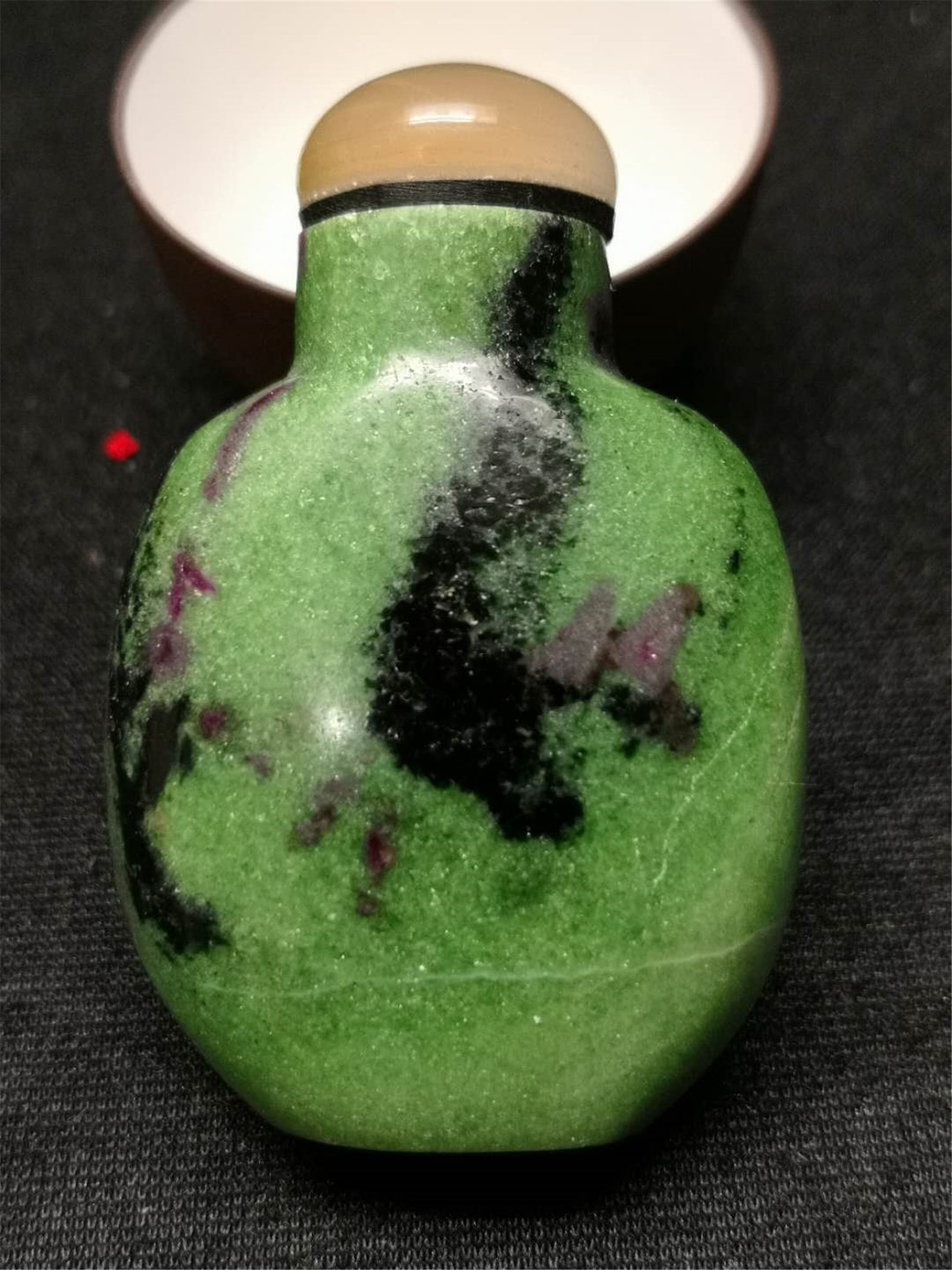 Snuff Bottle (1 of 7)