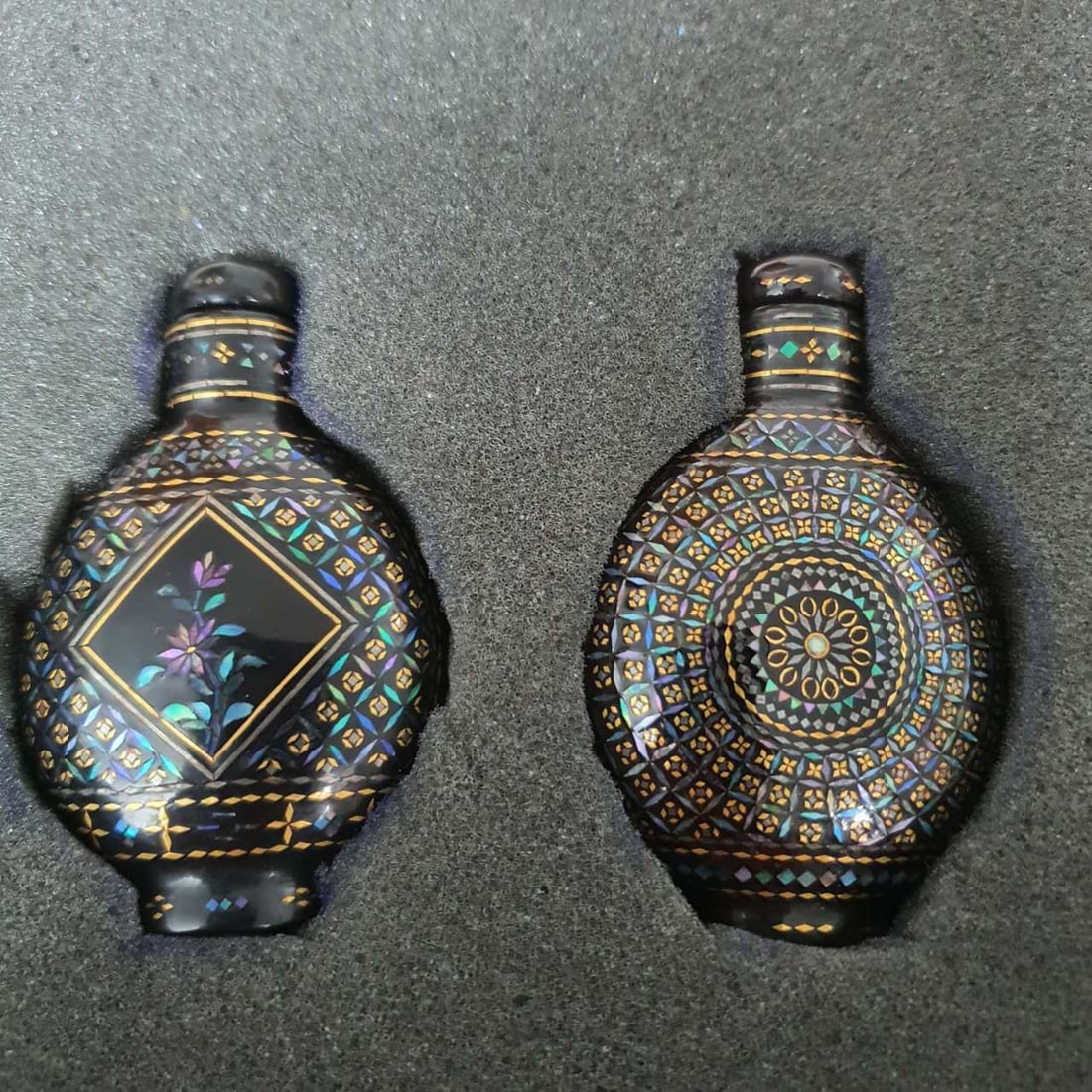 SNUFF BOTTLE黑漆螺钿鼻烟壶 - 3
