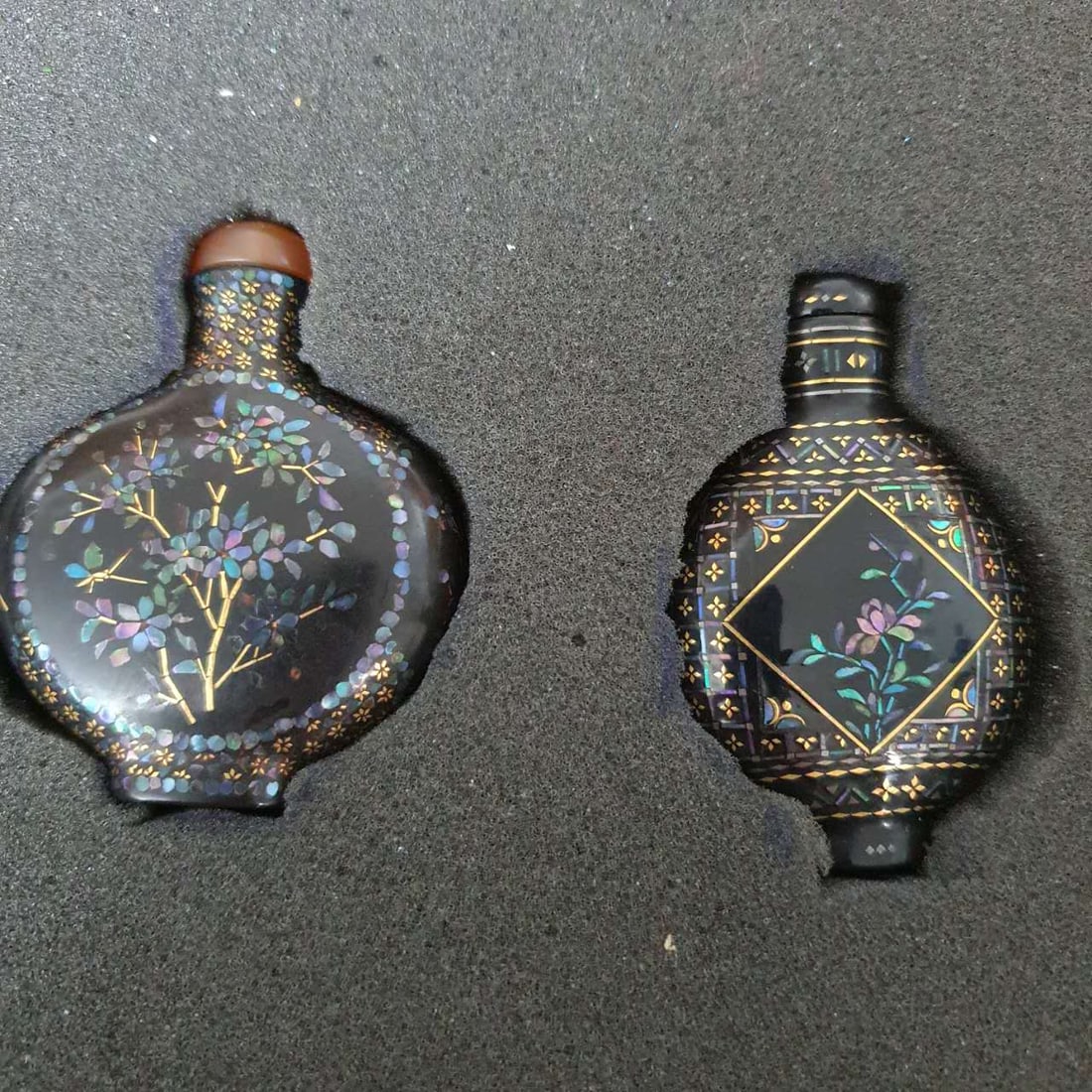 SNUFF BOTTLE黑漆螺钿鼻烟壶 - 4